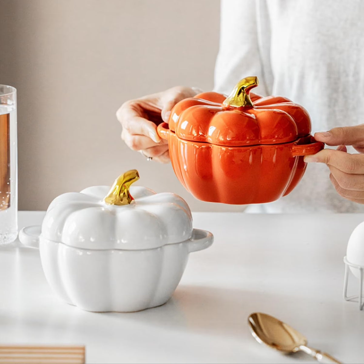 Cute Bowl, Pumpkin Ceramic Bowl with Lid, Microwave & Dishwasher Safe Dessert or Soup Bowl with Handle, Decor Dinnerware for Thanksgiving Halloween Christmas