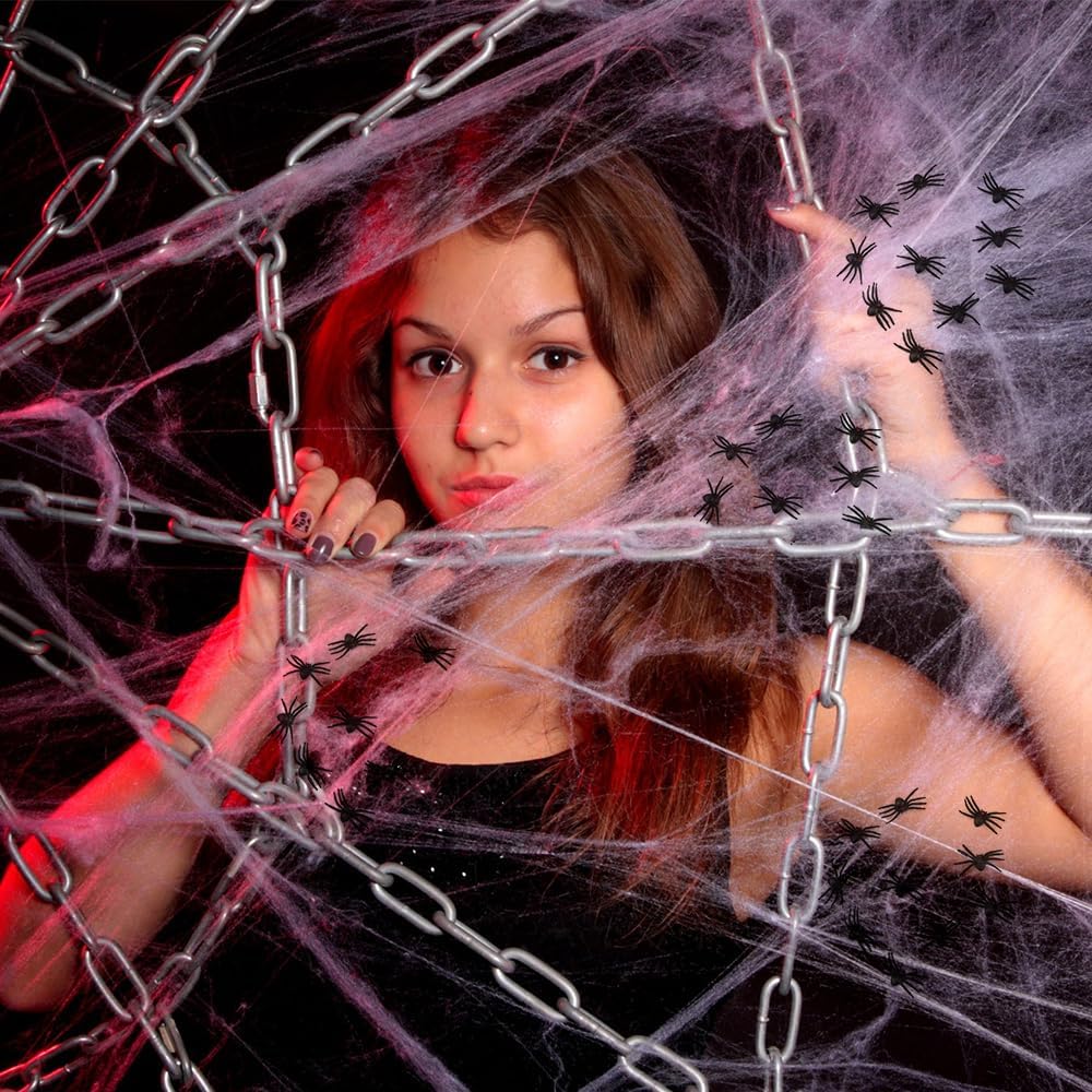 Halloween Fake Plastic Spiders, Halloween Spiders, Halloween Decorations Spiders, Small Realistic Spiders Black Fake Spiders, Halloween Small Spiders Prank Props, Halloween Joking Spiders Web Decor